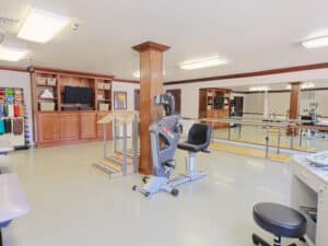 The rehabilitation gym at Auburn Oaks
